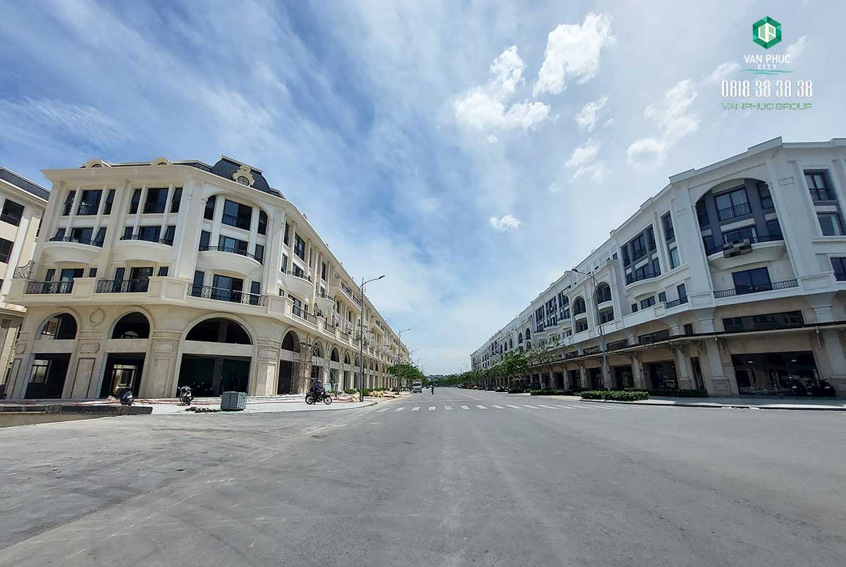 Nhà phố Royal Vạn Phúc
