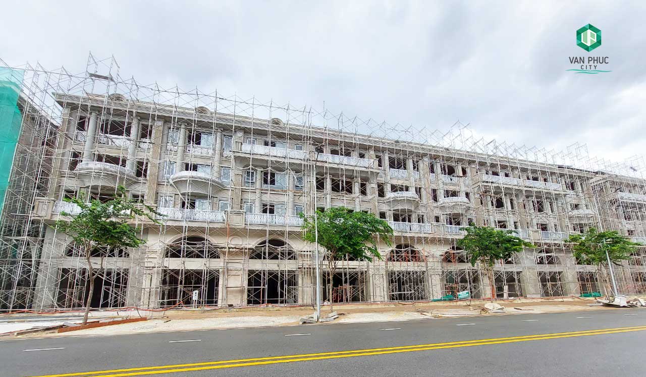 Royal Van Phuc đang hoàn thiện