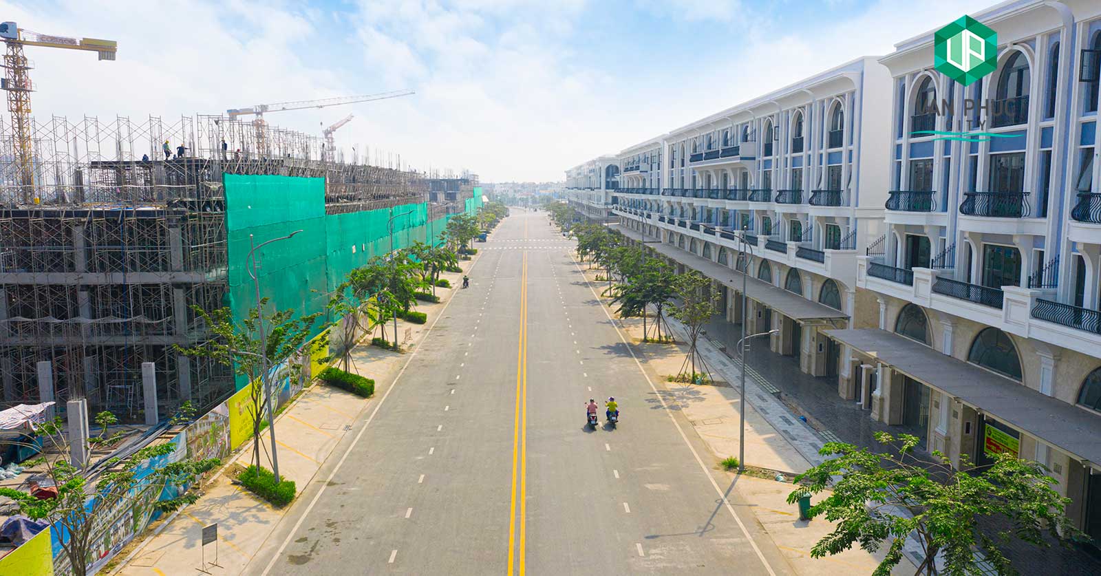 Phố thương mại Royal Vạn Phúc