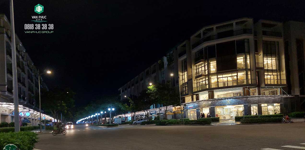 Đêm về bên Khu đô thị Vạn Phúc