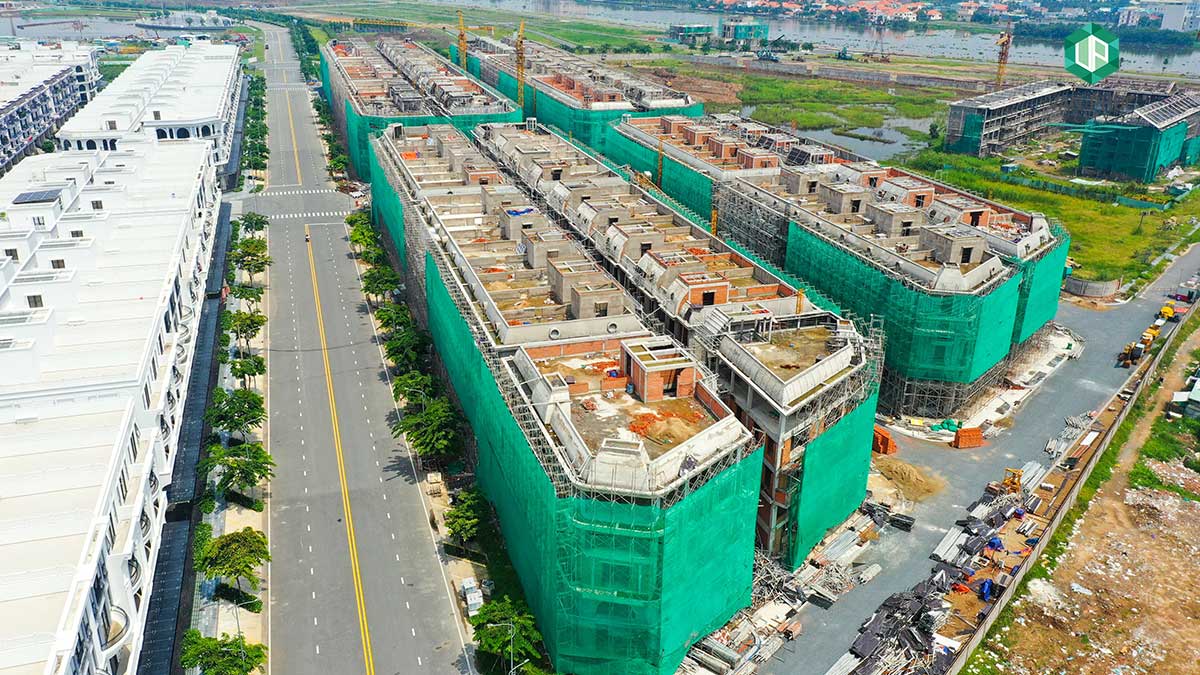 van phuc royal shophosue thang 8 2021